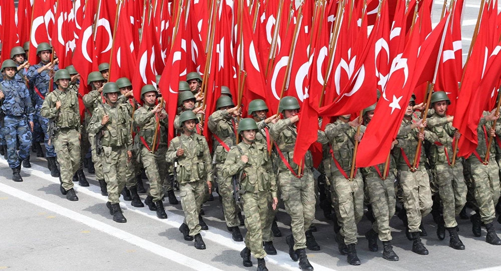 Γελάει ο κόσμος: Οι Τούρκοι γιορτάζουν την ίδρυση του στρατού τους το…209 π.Χ.